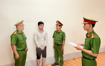 Cần Thơ: Khởi tố, bắt thanh niên sinh năm 1999 giả danh giám đốc, lừa đảo bằng thủ đoạn “chạy việc”