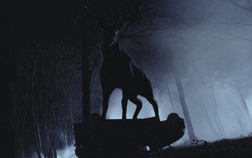Mỹ nhân 'Game of Thrones' đối đầu Bambi đột biến trong phim kinh dị ra rạp tháng 10