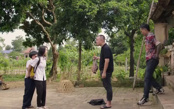 Hạnh (Huyền Lizzie) hoảng loạn cầu cứu Toản (Duy Hưng) lúc nửa đêm
