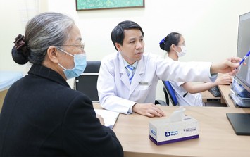 Người phụ nữ 61 tuổi tổn thương thận cấp sau khi uống thuốc giảm đau mua trên mạng