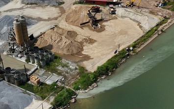 Ninh Bình: Xã Xuân Giang chỉ đạo giải tỏa bến bãi trước 27/8, xử lý xe tải thực tế ra sao?