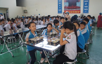 Hà Nội yêu cầu minh bạch từng suất ăn bán trú, chấm dứt 'cắt xén' giờ chính khóa để dạy thêm