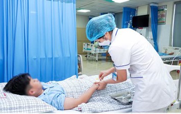 Ăn tôm đồng, bé trai 14 tuổi nổi mẩn, khó thở, phát hiện phản vệ nặng
