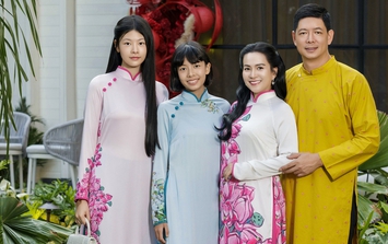 Vợ Bình Minh mang giày 10 cm vẫn 'lép vế' chiều cao bên chồng con