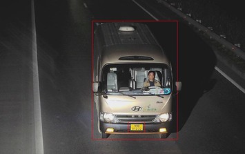 Hà Nội: Camera AI trích xuất danh sách 124 trường hợp vượt đèn đỏ tại nút giao điểm Phạm Văn Bạch