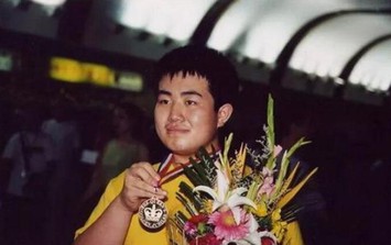 Lời bào chữa của thần đồng Toán học 11 tuổi giành giải Nhất 40 cuộc thi, 2 lần vô địch thế giới nhưng không thể tốt nghiệp đại học