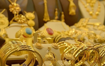 Ngày Vía Thần Tài có nên đi bán vàng không: Chuyên gia giàu kinh nghiệm đưa lời khuyên thấu tình đạt lý