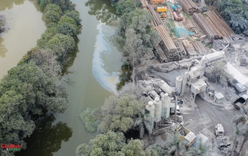 Hà Nội: Trạm trộn bê tông 'hành' dân bằng khói bụi, ngang nhiên xả thải gây ô nhiễm nghiêm trọng