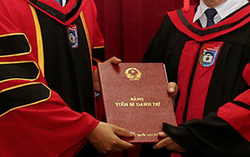 Sắp tới (15/3), không dùng 'tiến sĩ danh dự', 'giáo sư danh dự' thay học hàm, học vị