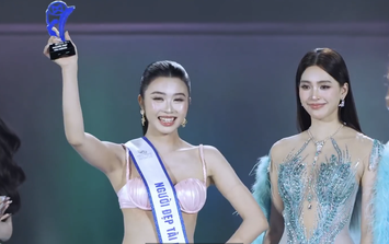 Bất ngờ có 2 nữ sinh quê Thanh Hóa vào Top 10 Miss World Vietnam 2025