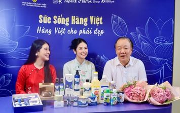 Cục trưởng 'lên sóng' livestream bán hàng: Tăng niềm tin hàng Việt, thị trường nội địa thúc đẩy