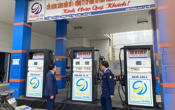 Phát hiện 2 doanh nghiệp xăng dầu vi phạm 