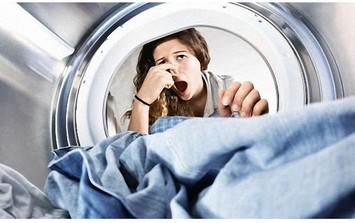 Máy giặt bị hôi: Ổ vi khuẩn ngầm khiến quần áo càng giặt càng bẩn