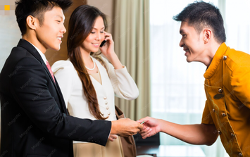 Tâm lý học chỉ ra: Trước mặt tiểu nhân, có 2 điều càng bộc lộ càng dễ bị lợi dụng