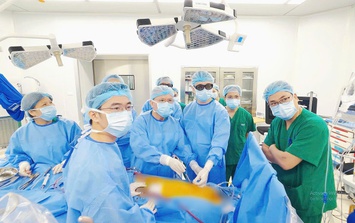 Phẫu thuật nội soi toàn bộ không cần cưa xương ức, cô gái 23 tuổi hồi phục sau chưa đầy 24 giờ