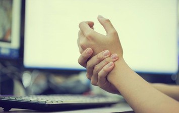 Đừng bỏ qua hội chứng bàn tay - bàn chân: Tác dụng phụ nhiều bệnh nhân ung thư gặp phải khi điều trị