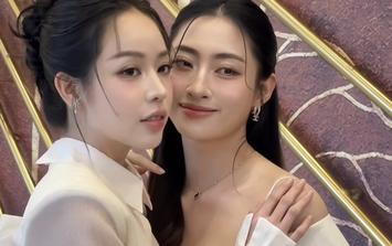 Thanh Thủy 'đọ sắc' với nàng hậu sở hữu đôi chân dài 1m22