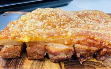 Bí quyết làm món ngon heo quay bì giòn rụm, đừng bỏ qua 2 bước quan trọng này