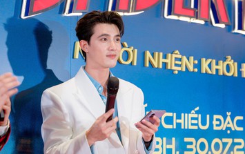 Trần Ngọc Vàng gây chú ý khi đi xem 'Spider-Man'