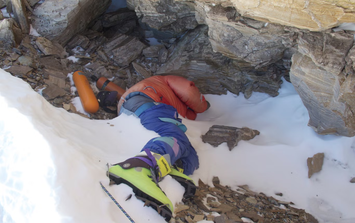 Sau 30 năm, thi thể "Giày xanh" đóng băng trên đỉnh Everest sắp được đưa về nhà