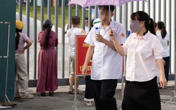 Tin sáng 15/4: Thí sinh Chuyên Tuyên Quang than đề Toán thi lại khó; Công khai hình ảnh khay ăn thực tế của học sinh để phụ huynh giám sát