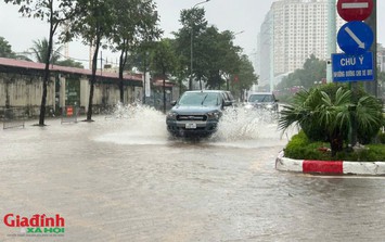 Hà Nội: Sở Xây dựng Hà Nội lý giải vì sao đường Tố Hữu ngập sâu dù nằm ngay cạnh công trình chống ngập