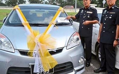 Cướp xe ô tô để … rước dâu