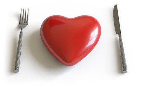 Cuồng ghen, cụ ông 79 tuổi "tùng xẻo" mặt bạn đời