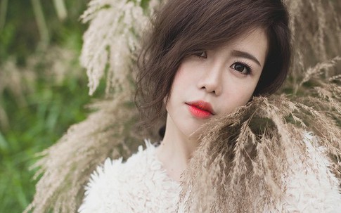 9x xinh đẹp bỏ nghề hot để theo đuổi giấc mơ "thảm đỏ"