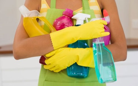 Cảnh báo các chất tẩy rửa độc hại trong gia đình