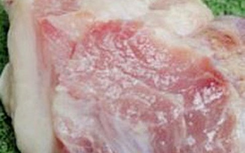 Cách nhận biết thịt heo bị bơm nước tăng trọng