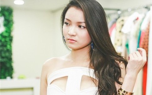 Tiết lộ gia thế giàu có ít người biết của các nghệ sĩ trẻ