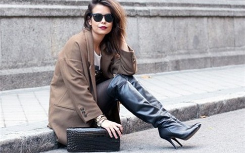 Chọn bốt để mỗi bước chân đều khiến phái mạnh ngoái nhìn