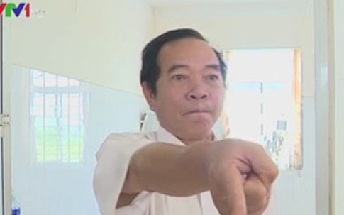 Giám đốc bệnh viện cản trở phóng viên đã bị giáng chức