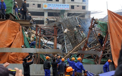 Vụ sập giáo đường sắt trên cao: Đình chỉ vô thời hạn một tư vấn giám sát và nhà thầu