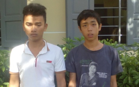 Hai tên cướp chuyên rình khách…đi xe đạp