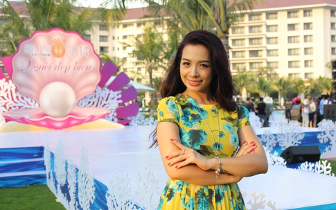 "Thí sinh Hoa hậu sụt cân vì bỏ ăn sáng và ngủ muộn”
