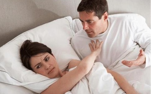 Chồng ơi, em bị….bệnh phụ khoa !