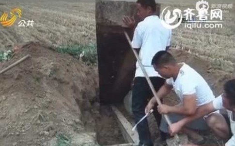 Lời khai lạnh gáy của gã đầu sỏ kiếm tiền nhờ hủ tục làm “đám cưới ma”