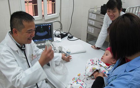 Suýt chết vì “bác sĩ Google”