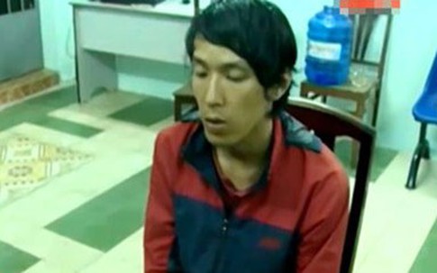 Vợ chồng cãi vã, hàng xóm xách dao sang "dẹp loạn"