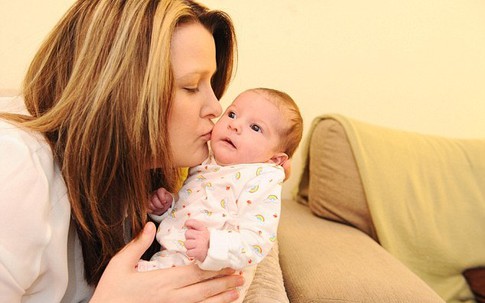 Hạnh phúc được làm mẹ sau 8 lần sẩy thai