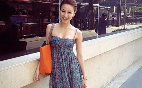 Diện váy dài sành điệu như mỹ nhân Việt