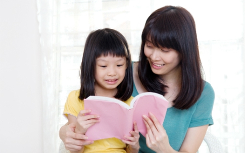 Vợ chồng mâu thuẫn vì việc học ngoại ngữ của con gái