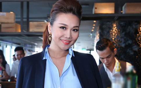 Sao Việt sành điệu với mốt áo khoác 'thùng thình'