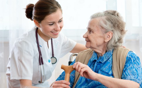 Lắng nghe người lớn tuổi