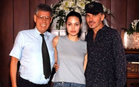 Đám cưới có một không hai của Angelina Jolie và chồng cũ