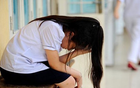 "Lòng em tan vỡ khi cấm thi tuyển vào trường Amsterdam"