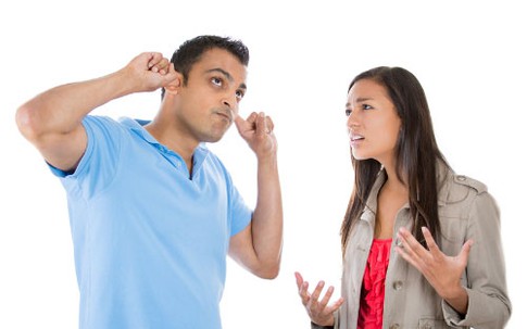 Những câu nói "đổ dầu vào lửa" của các bà vợ