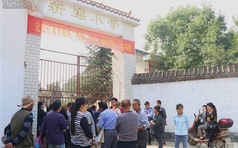 Chấn động Trung Quốc: 3 học sinh đánh chết cô giáo